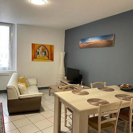 Joli Appartement Climatise ペリグー エクステリア 写真